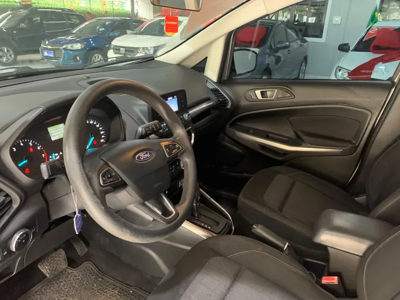Ford EcoSport Prata