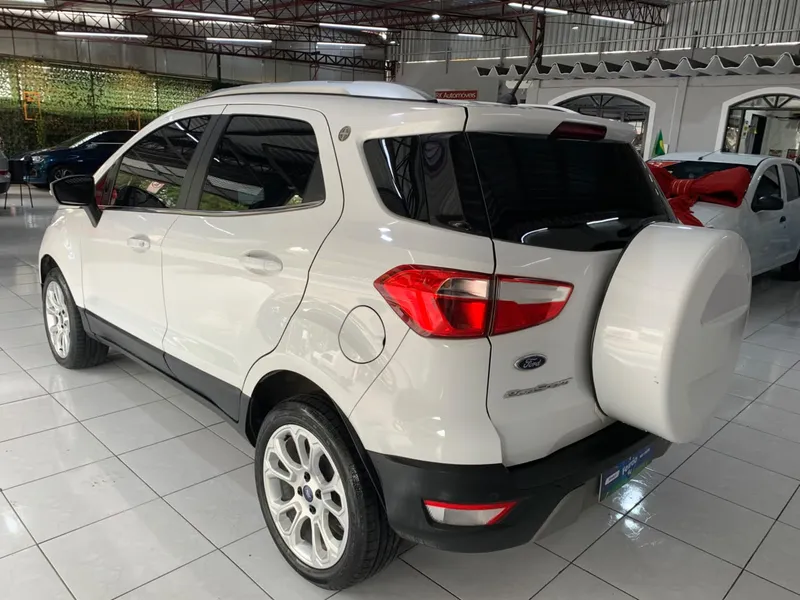 Ford EcoSport Branco