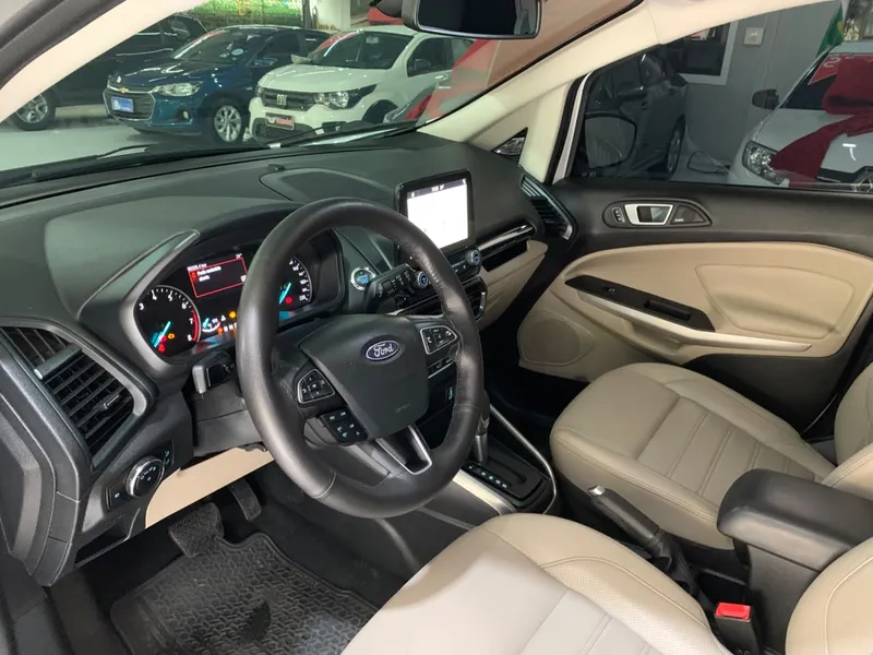 Ford EcoSport Branco