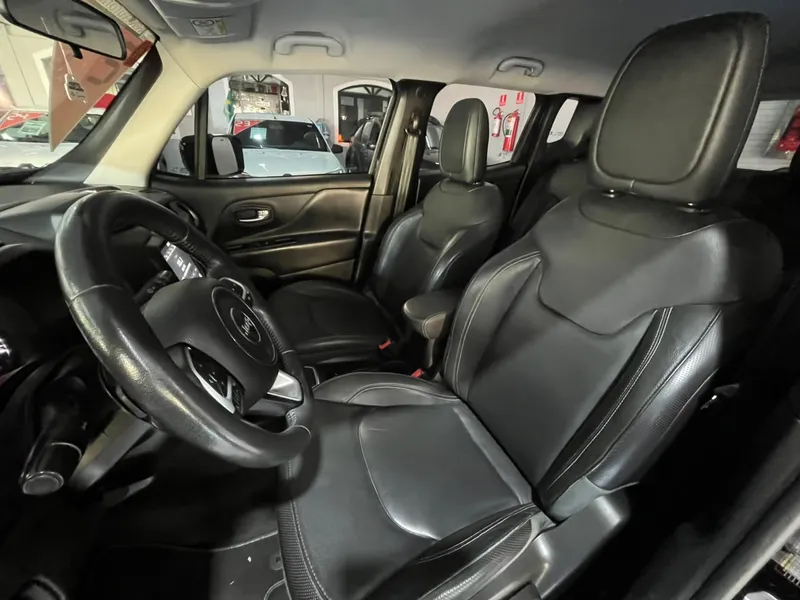 Jeep Renegade Preto