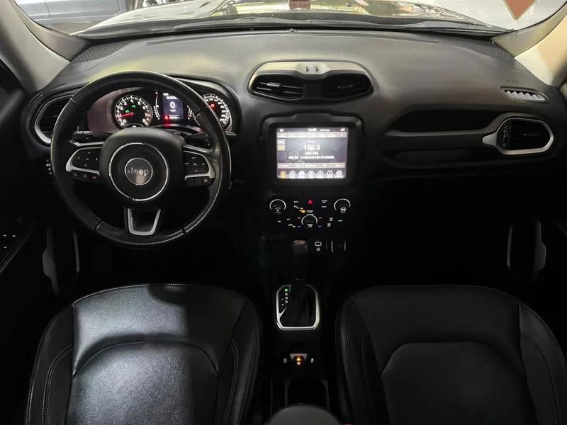 Jeep Renegade Preto