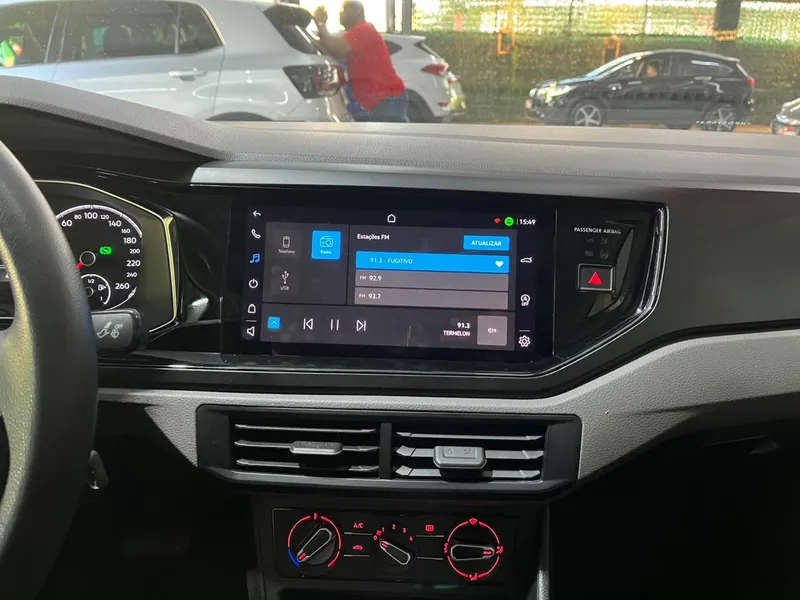 Volkswagen Virtus Prata
