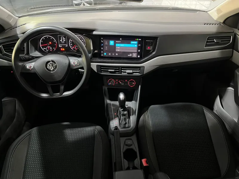 Volkswagen Virtus Prata
