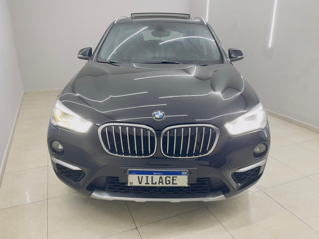 BMW X1 Preto