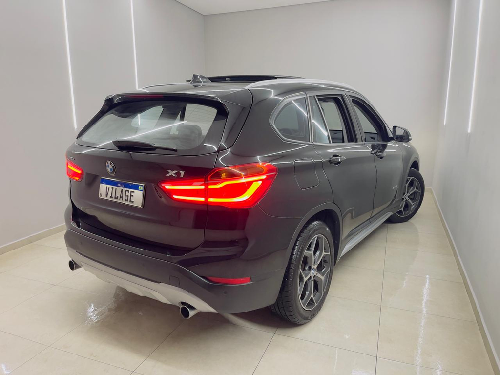 BMW X1 Preto