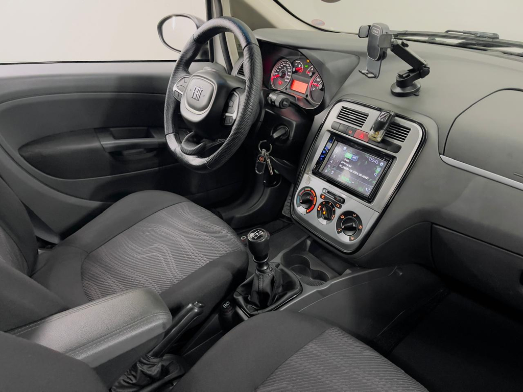Fiat Punto Branco