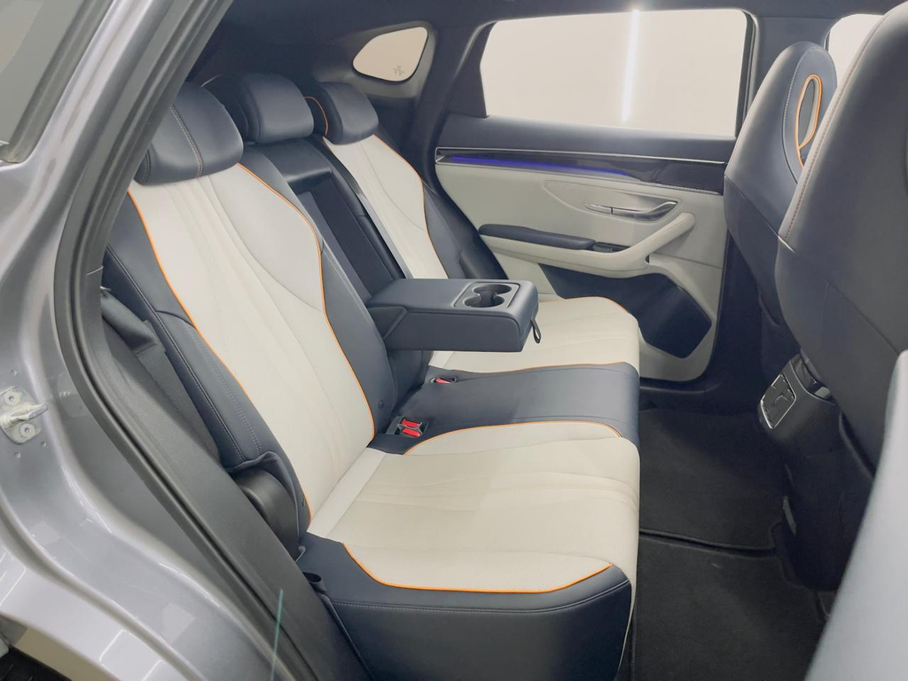 BYD SONG PLUS Cinza