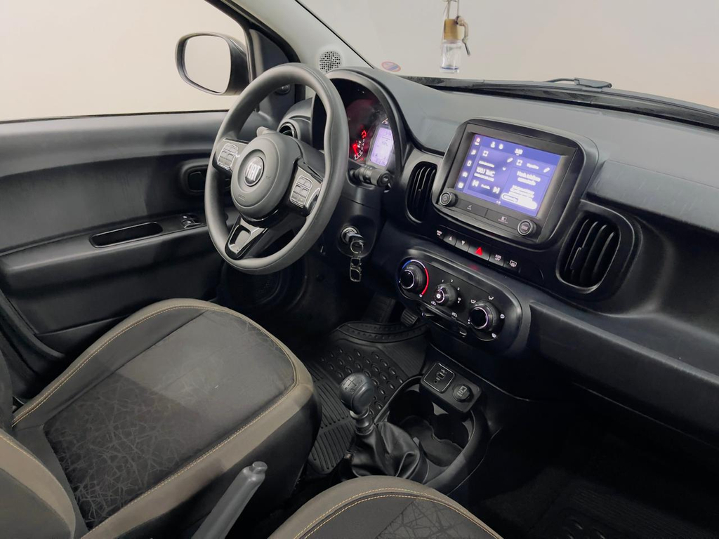 Fiat Mobi Preto