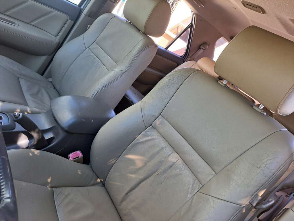 Toyota Hilux SW4 2012