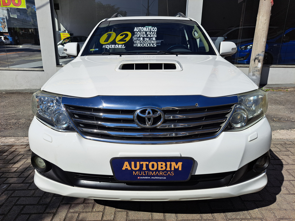 Toyota Hilux SW4 2012
