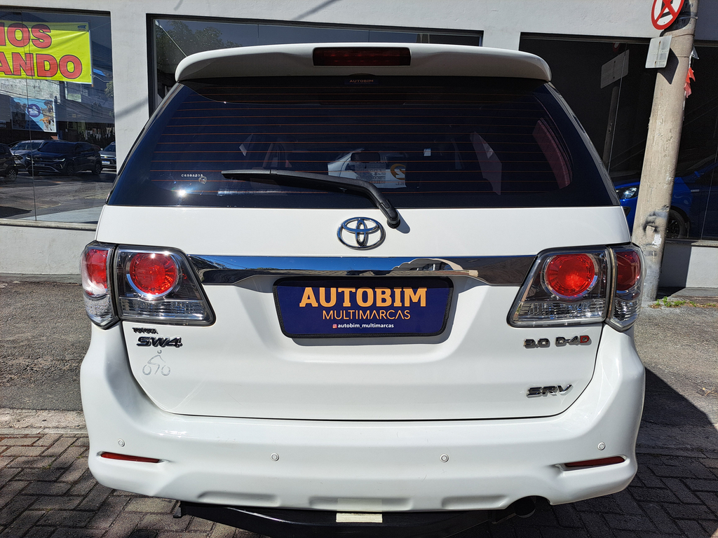Toyota Hilux SW4 2012