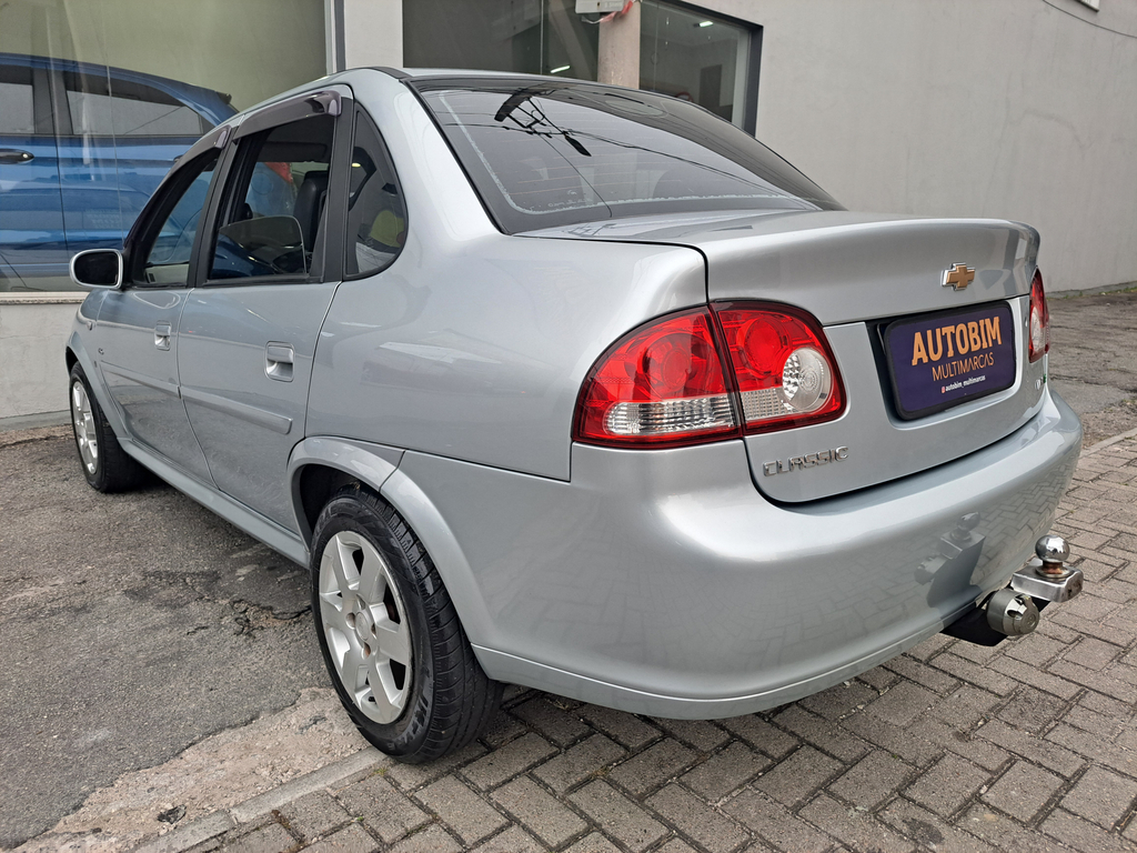 Chevrolet Classic 2011