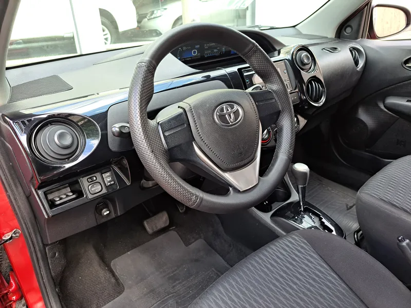 Toyota ETIOS X 2017