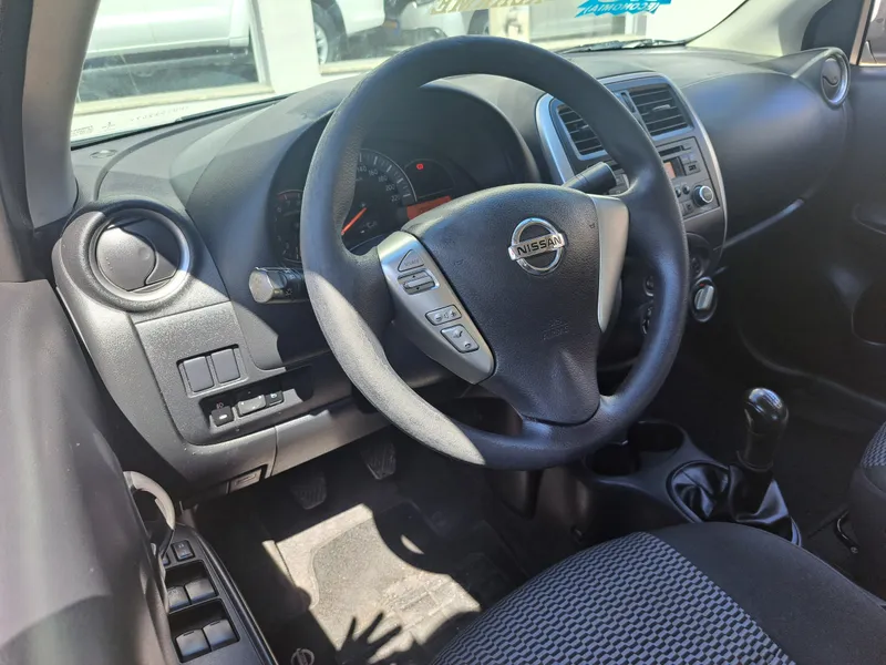 Nissan Versa 2017