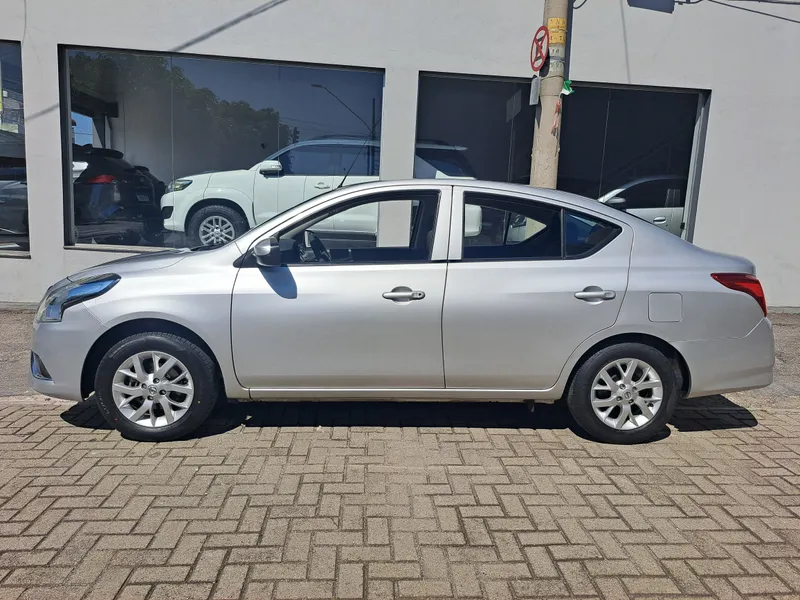 Nissan Versa 2017