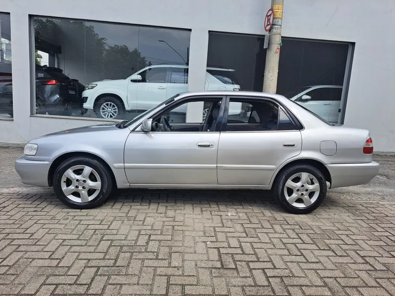 Toyota Corolla 2000