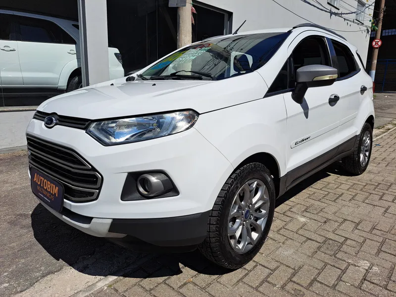 Ford EcoSport 2015