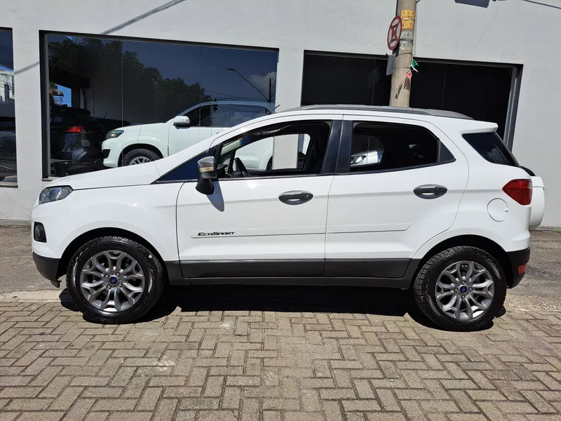 Ford EcoSport 2015