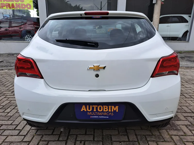 Chevrolet Onix 2018