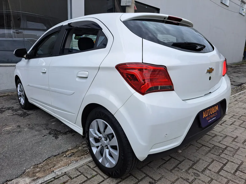 Chevrolet Onix 2018
