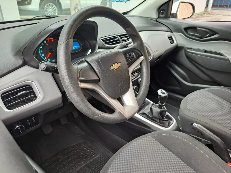 Chevrolet Onix 2018