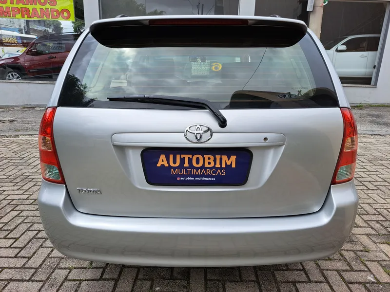 Toyota Corolla Fielder 2006