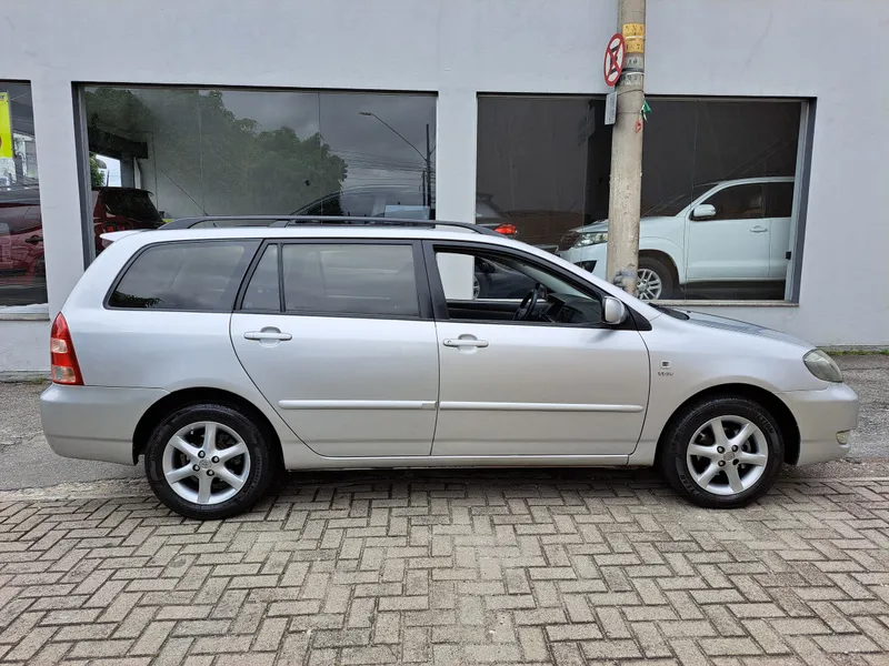 Toyota Corolla Fielder 2006
