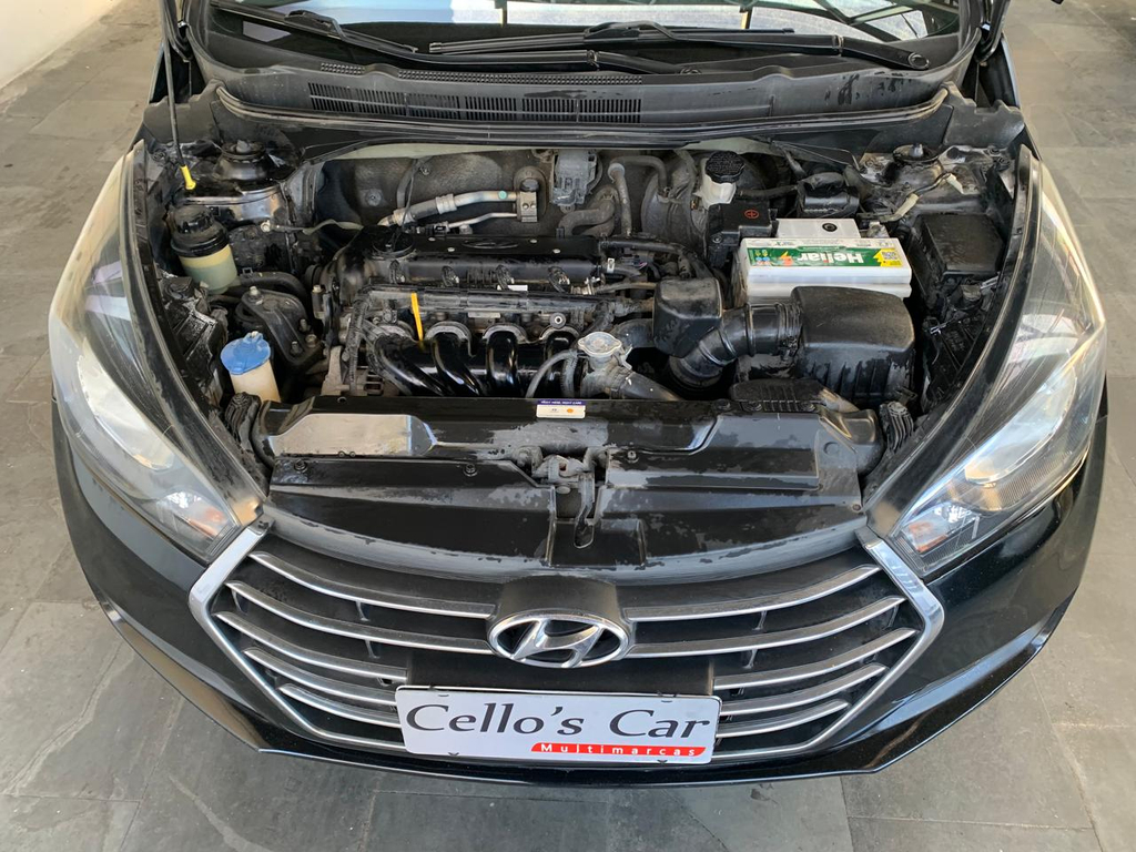 Hyundai HB20S Preto