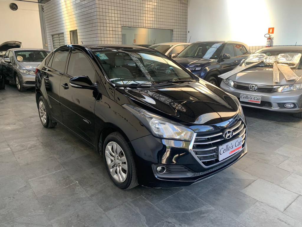 Hyundai HB20S Preto