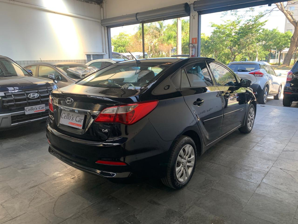 Hyundai HB20S Preto
