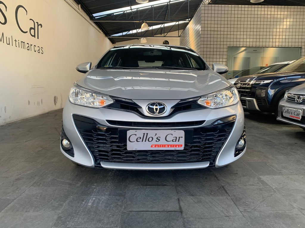 Toyota Yaris Prata
