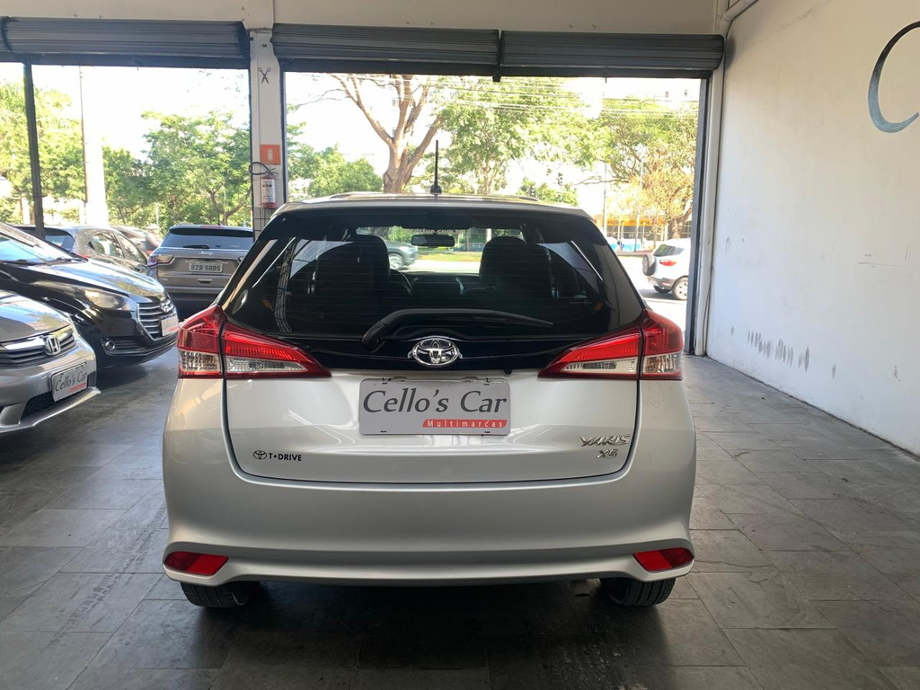 Toyota Yaris Prata