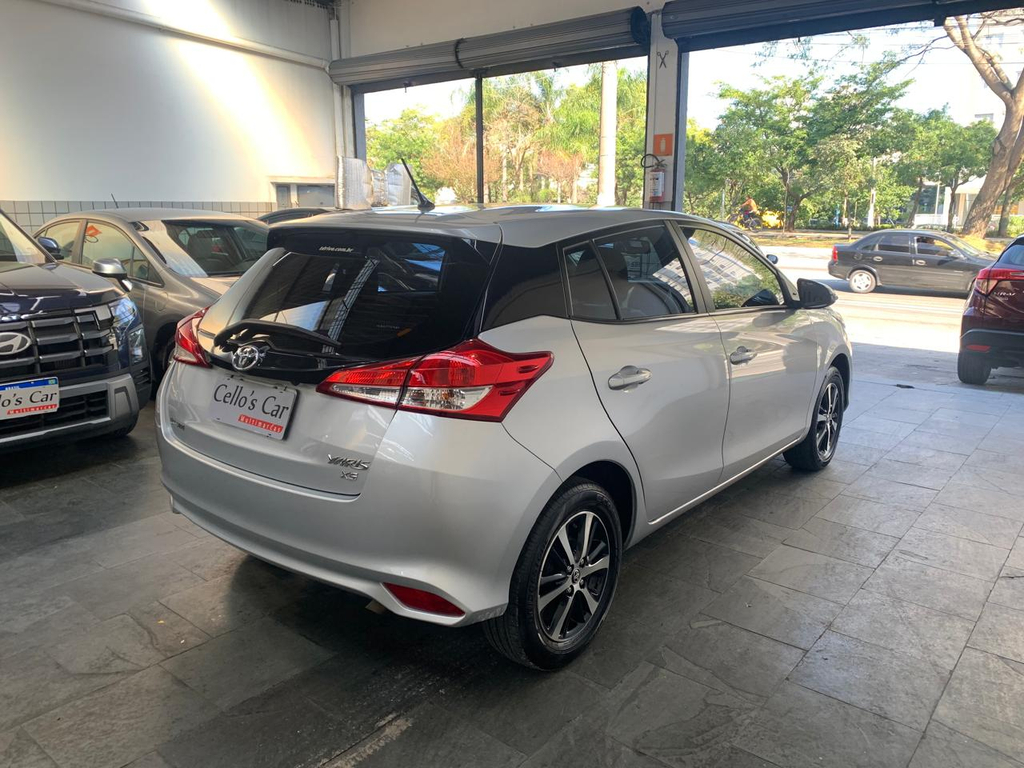 Toyota Yaris Prata
