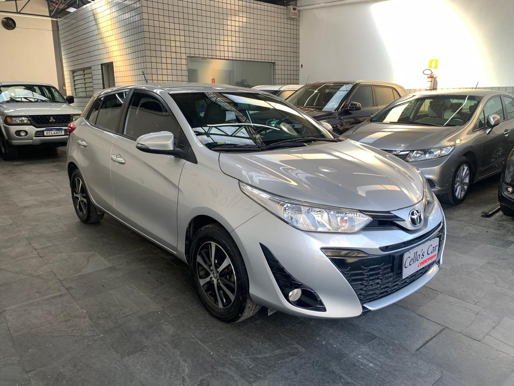 Toyota Yaris Prata