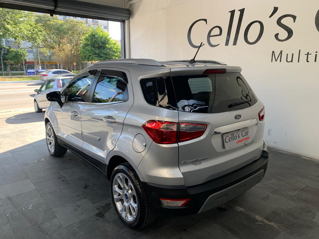 Ford EcoSport Prata