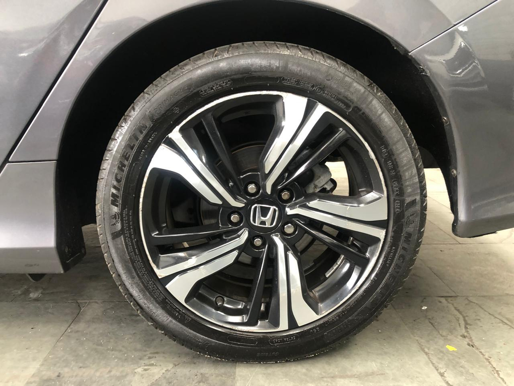 Honda Civic Cinza