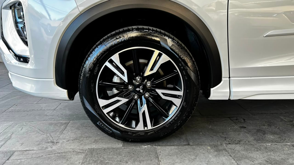 Mitsubishi Eclipse Cross Branco