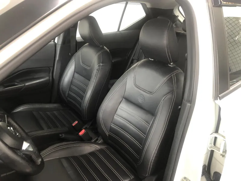Nissan Kicks Branco