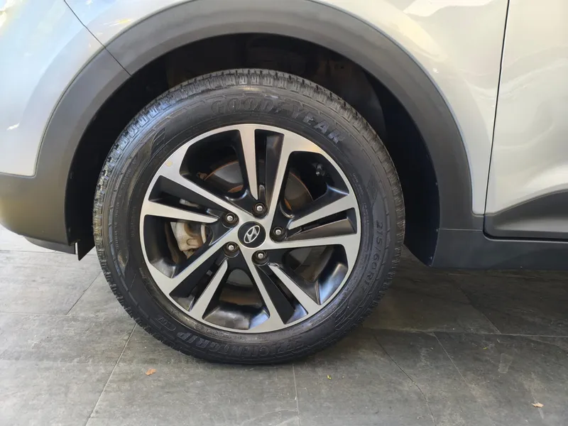 Hyundai Creta Prata