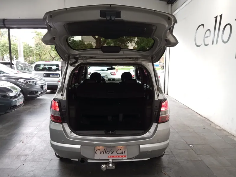Chevrolet Spin Prata