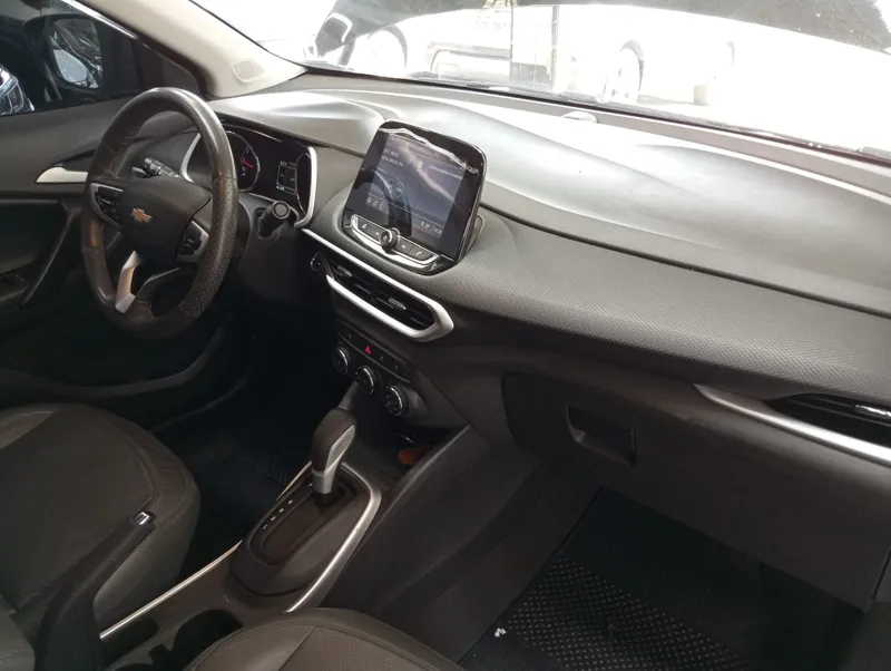 Chevrolet Tracker Preto