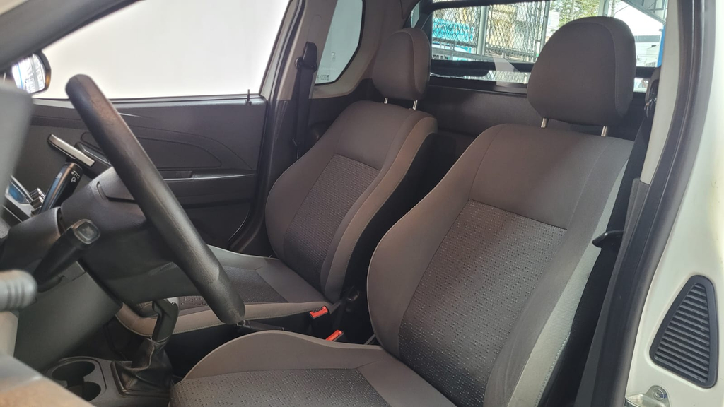 Chevrolet Montana Branco