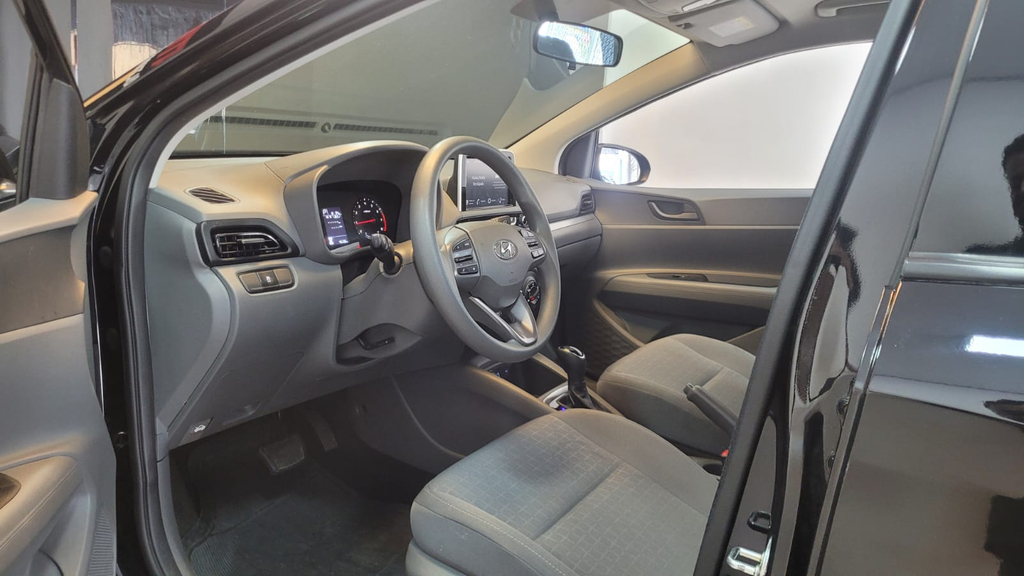 Hyundai HB20S Preto