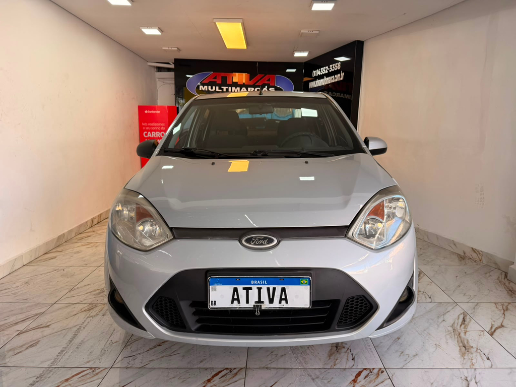 Ford Fiesta Prata