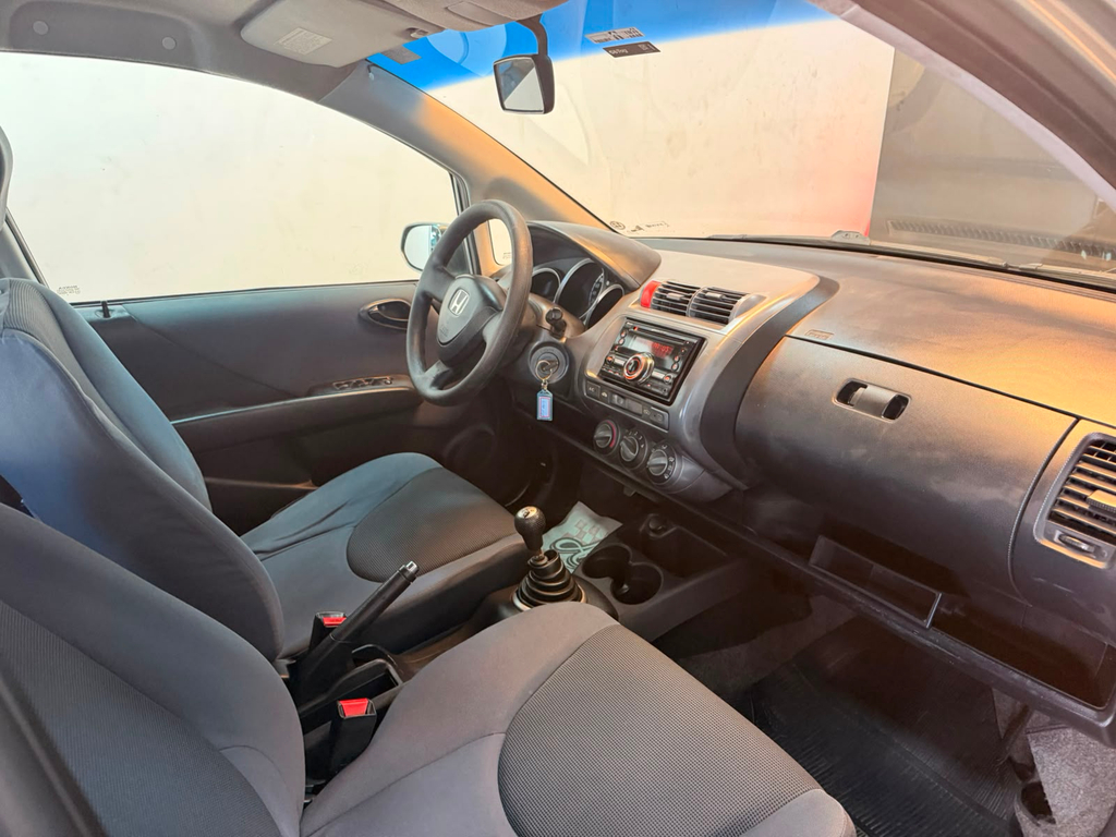 Honda Fit Cinza