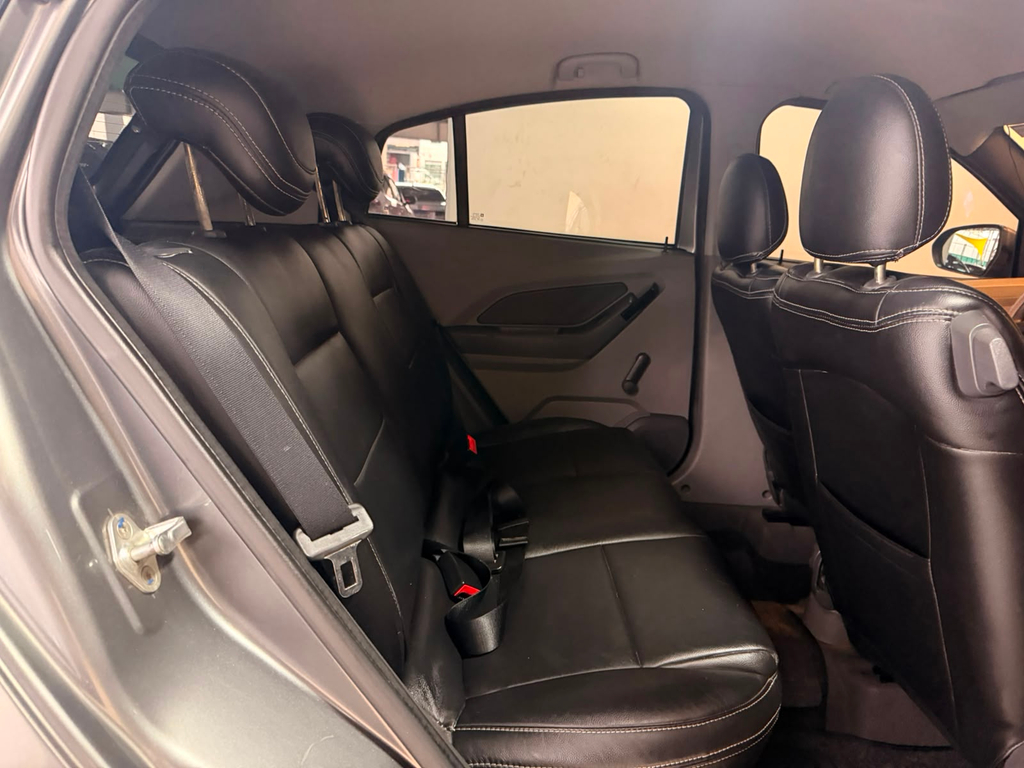 Chevrolet Agile Cinza