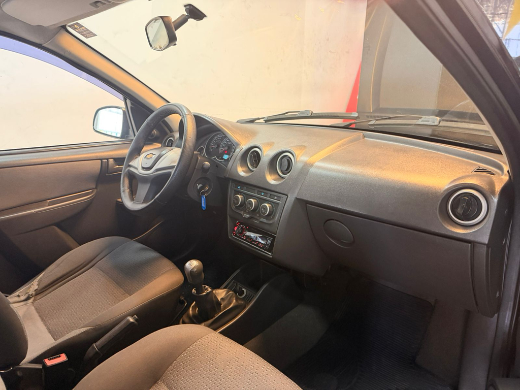 Chevrolet Celta Preto