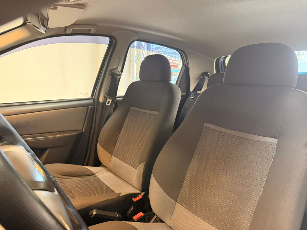 Chevrolet Celta Preto