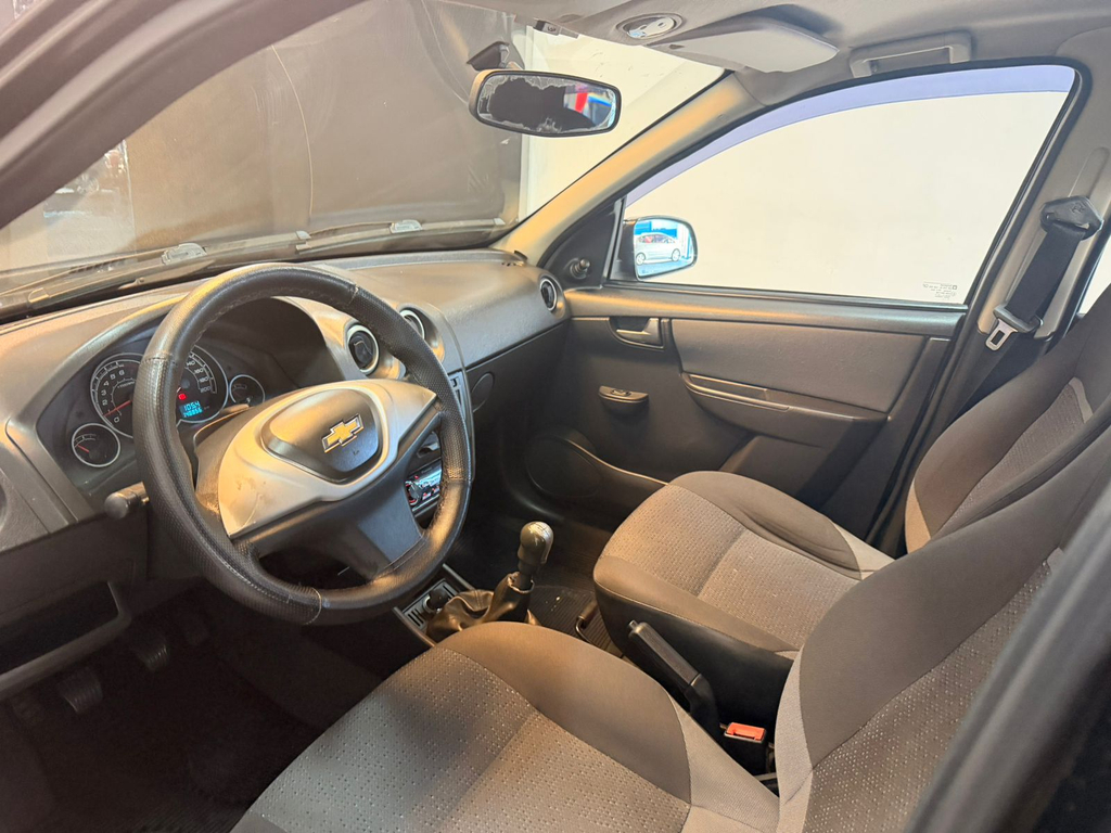 Chevrolet Celta Preto