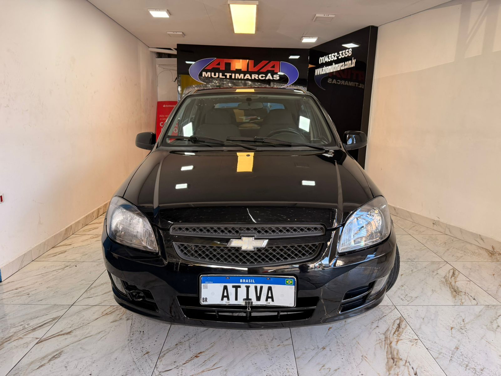 Chevrolet Celta Preto